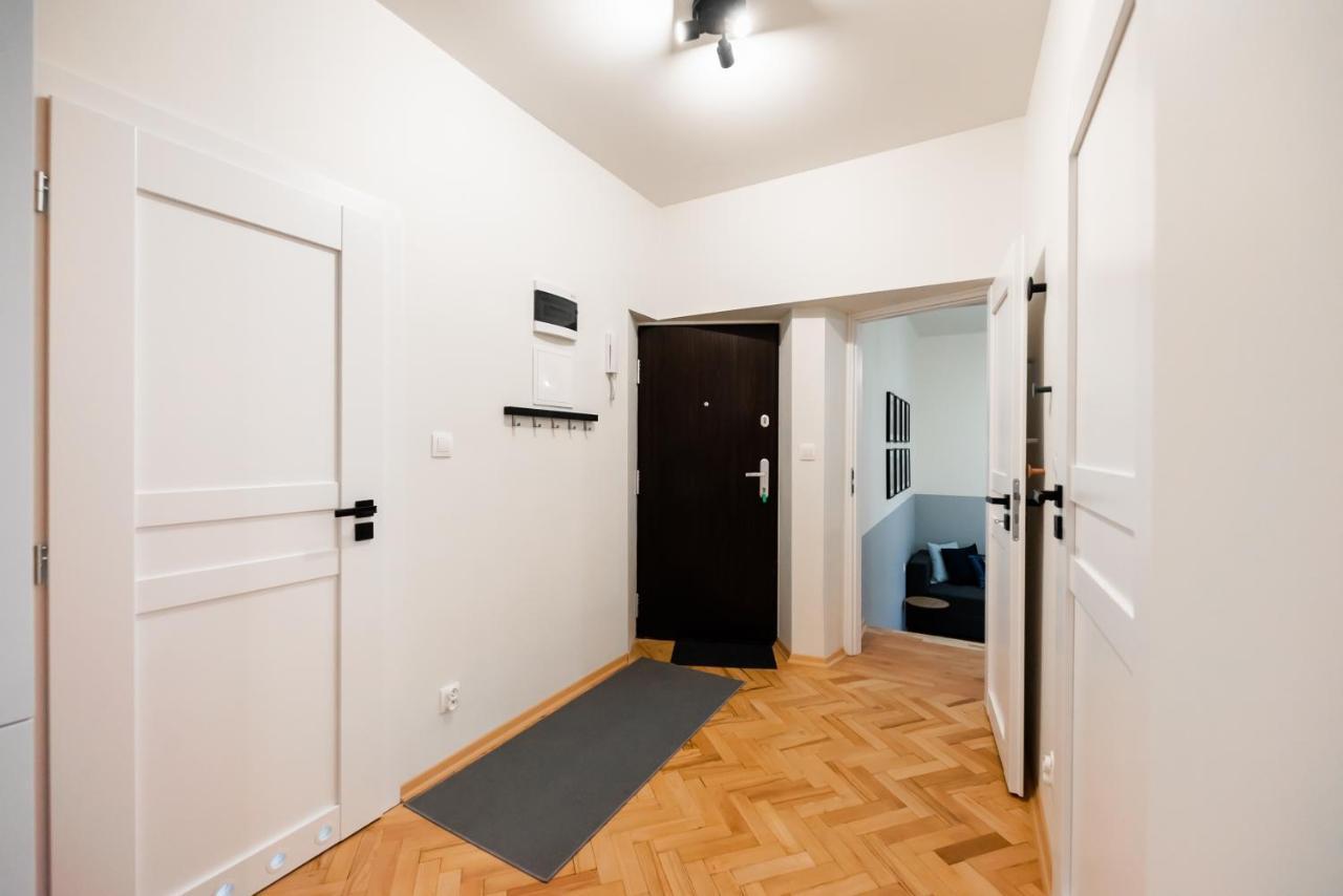 Apartment Old Town Eclectic For 6 People Warsaw